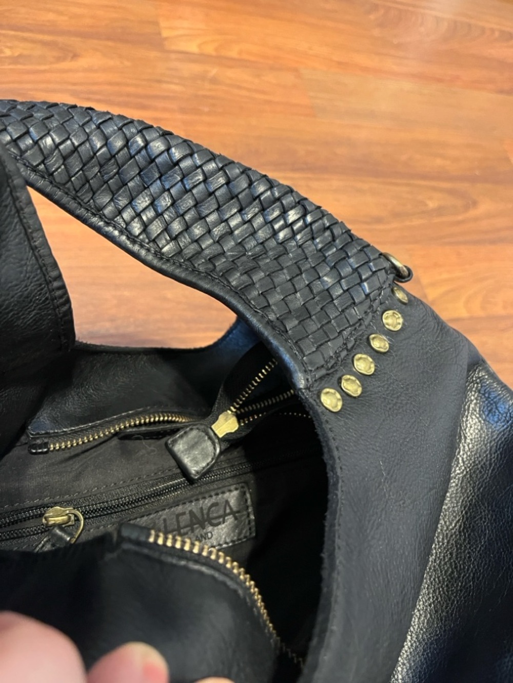 Vilenca Holland Women's Black high quality Leather Hobo Bag with Studded Detail - Picture 3 of 3